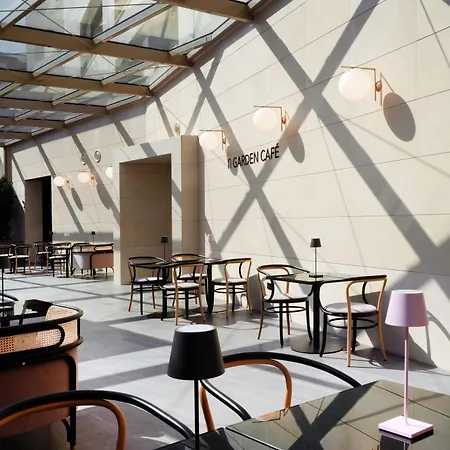 Eurostars La Hotell 5*