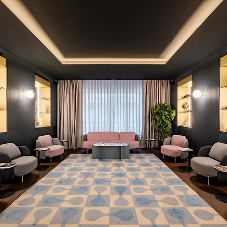 Eurostars La Hotel 5*