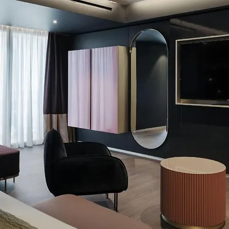 Eurostars La Hotell 5*